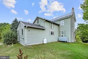 153 Plaugher Ln, Fort Valley, VA 22652 - Photo 6