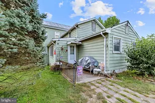 153 Plaugher Ln, Fort Valley, VA 22652 - Photo 8