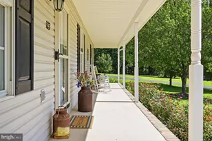 113 Helsley Hts, Strasburg, VA 22657 - Photo 4