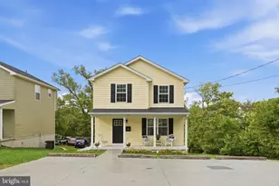 671 Branch St, Strasburg, VA 22657 - Photo 1