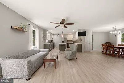 2891 Saumsville Road, Maurertown, VA 22644 - Photo 14