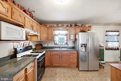 225 Duke Circle, Strasburg, VA 22657 - Photo 16
