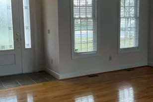 1040 Sun Poppy Ct, Woodstock, VA 22664 - Photo 2