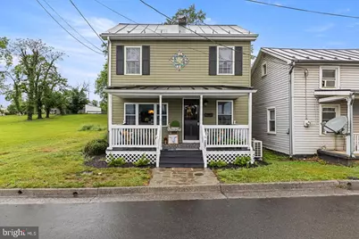 143 N Water Street, Woodstock, VA 22664 - Photo 1
