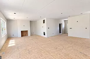 208 Creek Valley Dr, Basye, VA 22810 - Photo 4