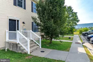 514 Hotchkiss, Woodstock, VA 22664 - Photo 2