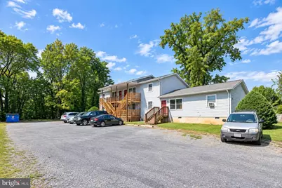 210 E Locust Street, Woodstock, VA 22664 - Photo 2