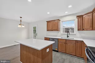 204 Cannon Ct, Strasburg, VA 22657 - Photo 14