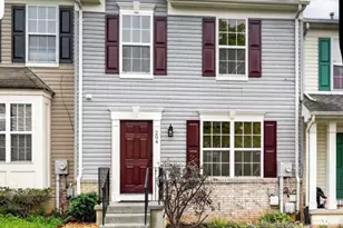 204 Cannon Ct, Strasburg, VA 22657 - Photo 2