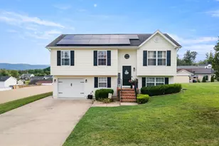 62 Silver Ct, Maurertown, VA 22644 - Photo 1