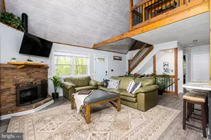 190 Longstreet St, Basye, VA 22810 - Photo 4