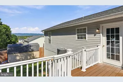532 Stonewall Street, Strasburg, VA 22657 - Photo 18