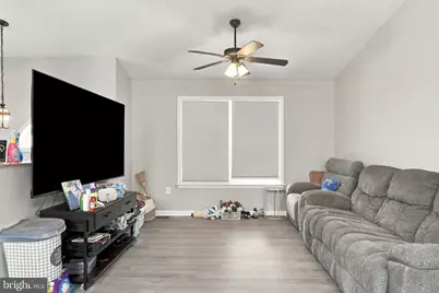532 Stonewall Street, Strasburg, VA 22657 - Photo 2
