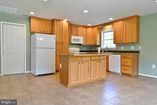 338 Calamus Ln, Strasburg, VA 22657 - Photo 14