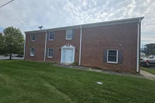 9200 N Congress St, New Market, VA 22844 - Photo 2