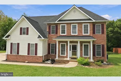 674 Dellinger Drive, Strasburg, VA 22657 - Photo 2