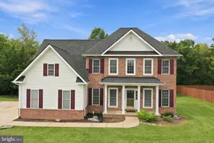674 Dellinger Dr, Strasburg, VA 22657 - Photo 1