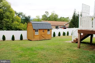 335 S Commerce St, Woodstock, VA 22664 - Photo 40