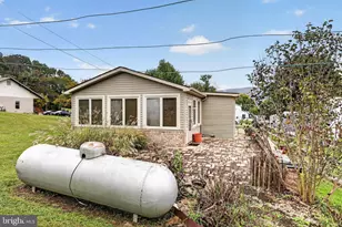 6161 Randall St, Mount Jackson, VA 22842 - Photo 6