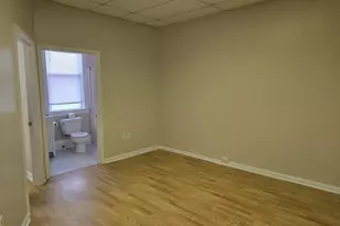 105 Shannon Ave, Mount Jackson, VA 22842 - Photo 2