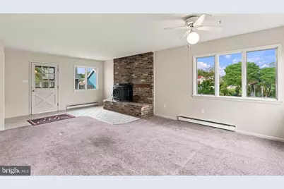 564 W Spring Street, Woodstock, VA 22664 - Photo 14