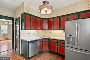 564 W Spring St, Woodstock, VA 22664 - Photo 8