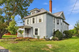 564 W Spring St, Woodstock, VA 22664 - Photo 1