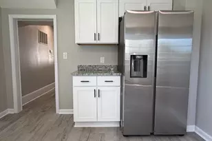427 Thompson St, Strasburg, VA 22657 - Photo 22