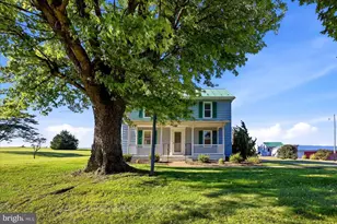 12627 S Middle Rd, Edinburg, VA 22824 - Photo 2