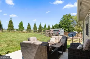 816 Burgess, Woodstock, VA 22664 - Photo 2