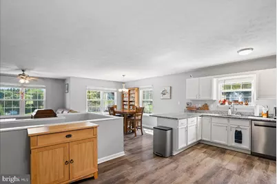 816 Burgess, Woodstock, VA 22664 - Photo 16