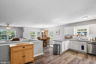 816 Burgess, Woodstock, VA 22664 - Photo 16