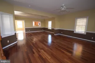 145 S Church St, Woodstock, VA 22664 - Photo 2