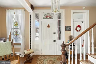 207 S Muhlenberg St, Woodstock, VA 22664 - Photo 2