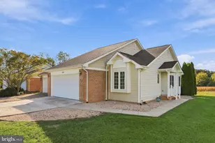 203 Southridge Ct, Woodstock, VA 22664 - Photo 1