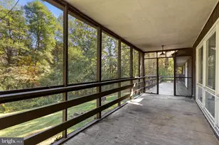 51 Sarah Ln, Basye, VA 22810 - Photo 10