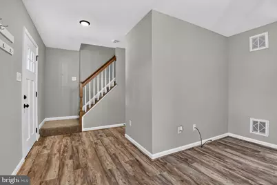 207 S Loudoun Street, Strasburg, VA 22657 - Photo 8