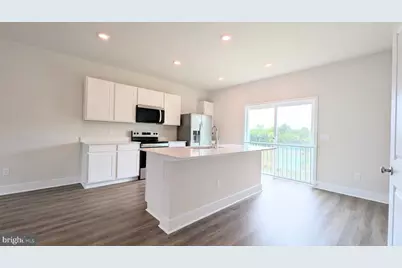 135 Reid Street, Strasburg, VA 22657 - Photo 8