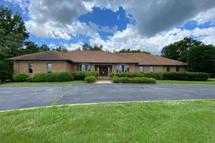 11225 N Club Dr, Fredericksburg, VA 22408 - Photo 2