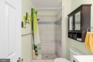 102 Breezewood Dr, Fredericksburg, VA 22407 - Photo 14