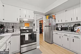 5817 Up-A-Way Dr, Fredericksburg, VA 22407 - Photo 2