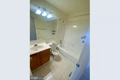 10604 Greta Lynn Court, Fredericksburg, VA 22407 - Photo 4