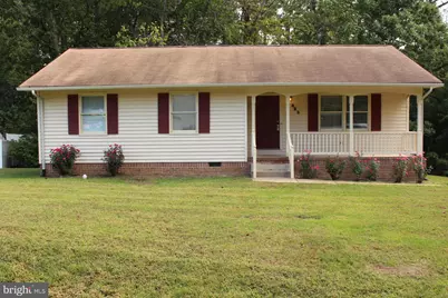 423 Laurel Avenue, Fredericksburg, VA 22408 - Photo 1