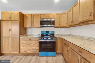 3903 Swanson Ct, Fredericksburg, VA 22408 - Photo 10