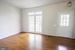 5810 Cascade Dr, Fredericksburg, VA 22407 - Photo 4