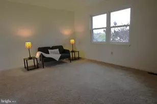 85 Breezewood Dr, Fredericksburg, VA 22407 - Photo 8