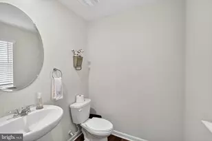 7402 Jake Ct, Fredericksburg, VA 22407 - Photo 14