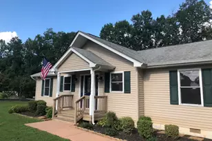 6215 Connie Ln, Mineral, VA 23117 - Photo 2