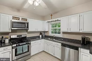 10717 Cedar Post Ln, Spotsylvania, VA 22553 - Photo 16