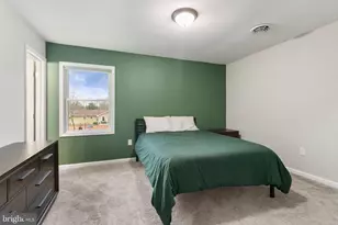813 Sherwood Ln, Fredericksburg, VA 22407 - Photo 6